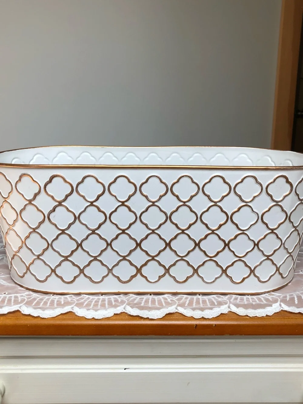 White Embossed Trellis Metal Basket With Handles